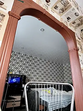 Lady nice cat online show from February 10, 2026, 2:43 am