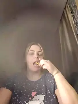 Lady nice cat online show from February 25, 2025, 12:49 pm