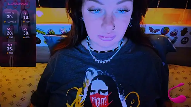 EllieOz online show from February 1, 2025, 8:26 pm