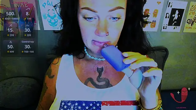 EllieOz online show from April 11, 2026, 5:38 pm