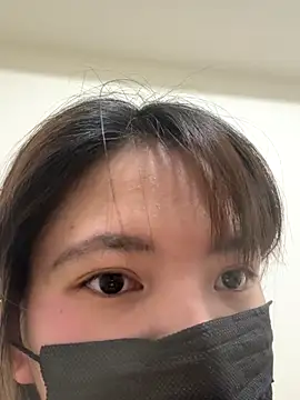 Snapshot of Aria_nc chatting on October 26, 2025, 5:24 pm Aria nc online show from October 26, 2025, 5:24 pm