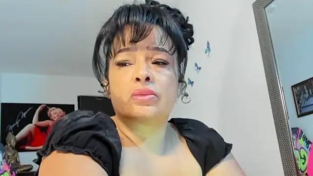 seleneh online show from March 4, 2026, 6:59 pm