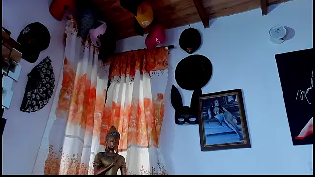 Snapshot of seleneh chatting on October 4, 2025, 6:31 pm seleneh online show from October 4, 2025, 6:31 pm