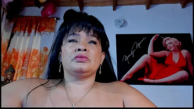 Snapshot of seleneh chatting on September 27, 2025, 6:58 pm seleneh online show from September 27, 2025, 6:58 pm