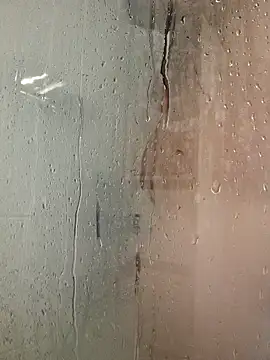 gustlgail online show from April 20, 2026, 2:40 pm