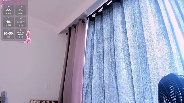 Snapshot of Amina_hafsa chatting on February 9, 2026, 7:23 pm Amina hafsa online show from February 9, 2026, 7:23 pm