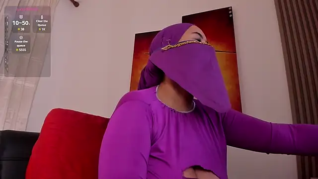 Amina hafsa online show from February 13, 2025, 8:24 pm