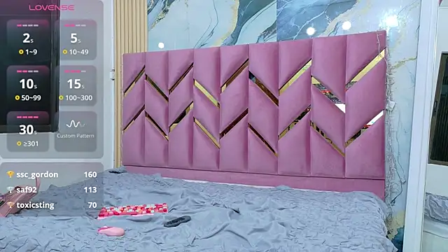 Snapshot of daddyissuesss_ chatting on October 8, 2025, 7:47 pm daddyissuesss  online show from October 8, 2025, 7:47 pm