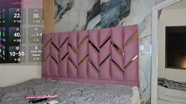 Snapshot of daddyissuesss_ chatting on October 29, 2025, 7:35 pm daddyissuesss  online show from October 29, 2025, 7:35 pm