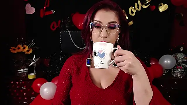 Snapshot of andreafetishx chatting on February 14, 2026, 10:43 pm andreafetishx online show from February 14, 2026, 10:43 pm