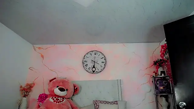 maria camilacms online show from February 18, 2026, 6:04 pm