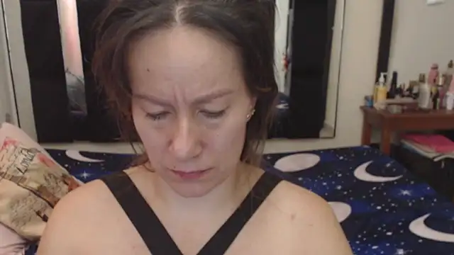 Snapshot of CATRINA-83 chatting on October 11, 2025, 11:55 am CATRINA-83 online show from October 11, 2025, 11:55 am