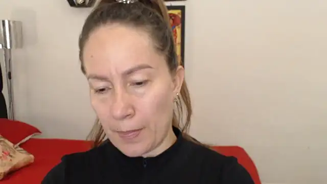 CATRINA-83 online show from December 20, 2025, 5:27 pm