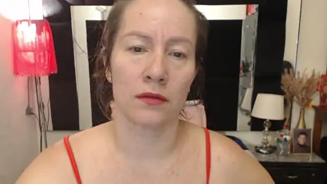 Snapshot of CATRINA-83 chatting on October 17, 2025, 1:20 am CATRINA-83 online show from October 17, 2025, 1:20 am