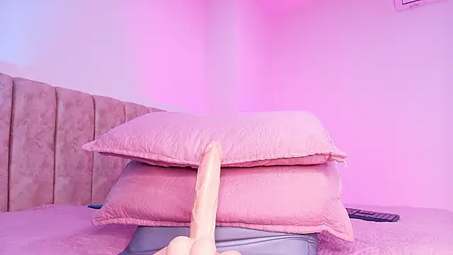 Snapshot of arl_chloee chatting on February 20, 2026, 6:26 am arl chloee online show from February 20, 2026, 6:26 am