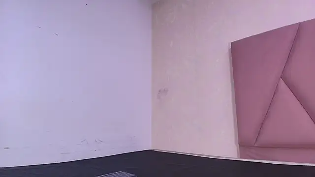 arl chloee online show from October 8, 2025, 3:08 am