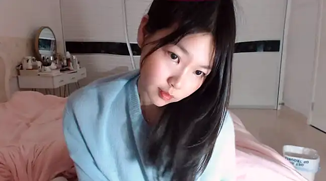-Lucky Girl online show from February 21, 2025, 2:38 pm