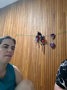 Jassiundich2 online show from April 27, 2026, 1:14 am