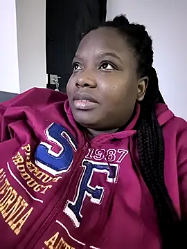 Snapshot of Jhoxy_M chatting on October 17, 2025, 8:50 am Jhoxy M online show from October 17, 2025, 8:50 am