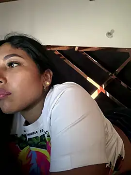 emmyjhonson07 online show from January 13, 2026, 9:30 pm