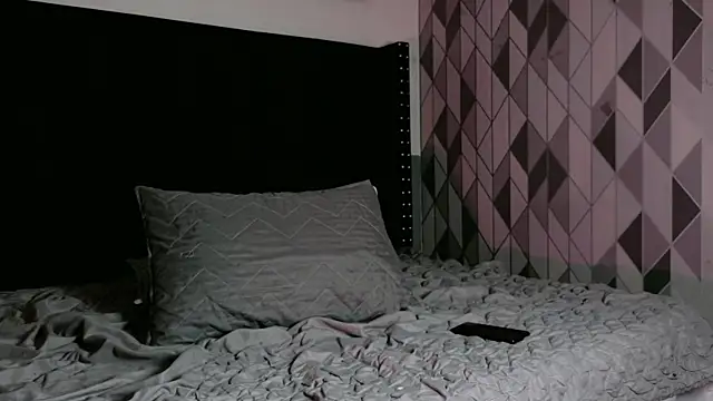 shybutdirtygirrll online show from October 22, 2025, 7:13 pm