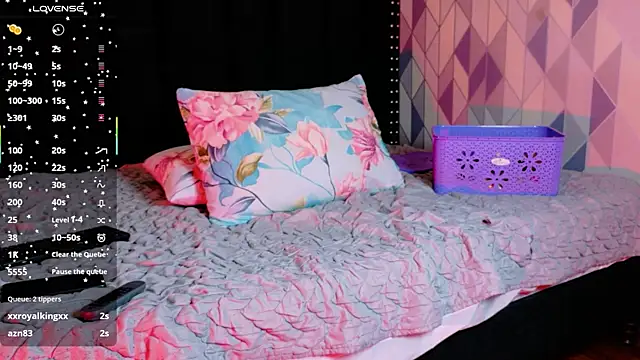 shybutdirtygirrll online show from October 8, 2025, 7:36 pm