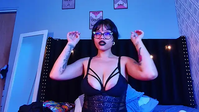 shybutdirtygirrll online show from March 18, 2025, 5:12 am