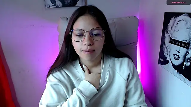 SamanthaRoldaan online show from March 2, 2025, 1:42 pm