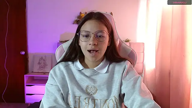 SamanthaRoldaan online show from February 23, 2025, 5:50 pm