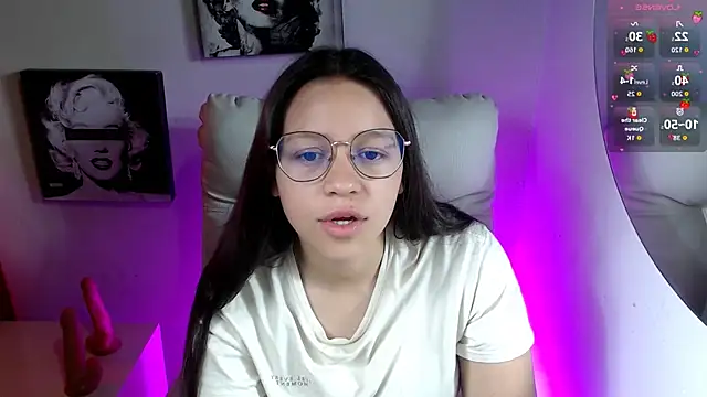 SamanthaRoldaan online show from November 15, 2025, 3:05 pm