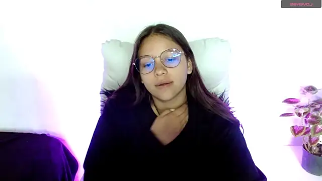 SamanthaRoldaan online show from February 14, 2025, 5:57 pm