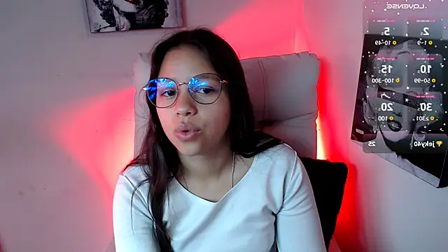 SamanthaRoldaan online show from February 28, 2025, 1:58 pm