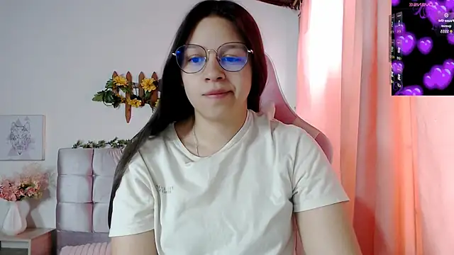 SamanthaRoldaan online show from October 4, 2025, 2:18 pm