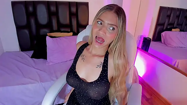 lana-rosse online show from February 28, 2025, 9:12 pm