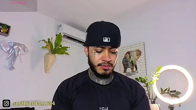 JordanSmiith  online show from September 23, 2025, 9:11 pm