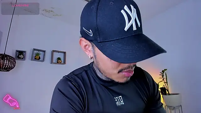 JordanSmiith  online show from February 15, 2025, 8:12 pm