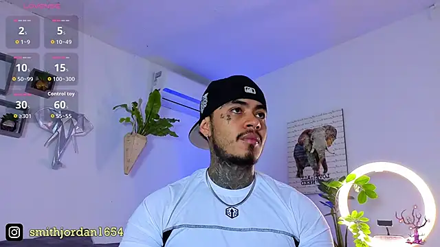 JordanSmiith  online show from October 11, 2025, 8:32 pm