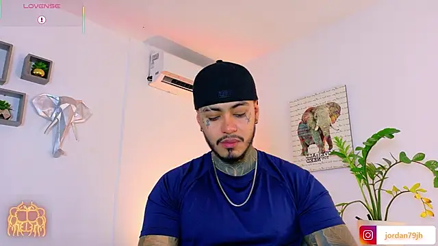 Snapshot of JordanSmiith_ chatting on July 6, 2026, 8:44 pm JordanSmiith online show from July 6, 2026, 8:44 pm