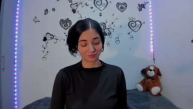 Linisprincehot69 online show from December 2, 2025, 7:43 am