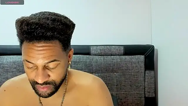 bbcblackhot34 online show from November 9, 2025, 4:05 am