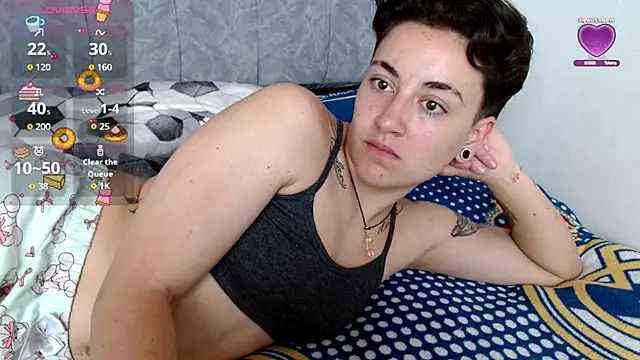 Snapshot of linda_33 chatting on October 6, 2025, 7:14 pm linda 33 online show from October 6, 2025, 7:14 pm