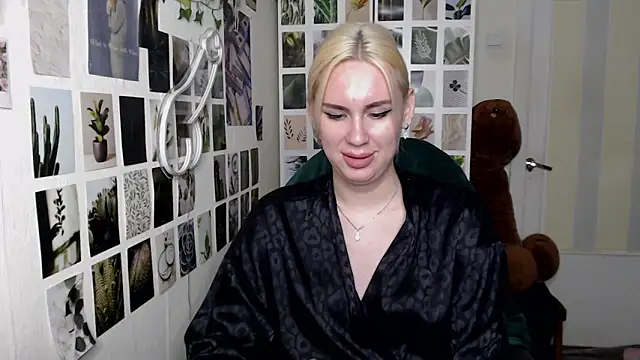 CapriScorpion online show from October 21, 2025, 3:00 pm