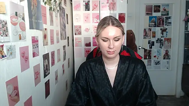 CapriScorpion online show from February 19, 2025, 2:22 pm