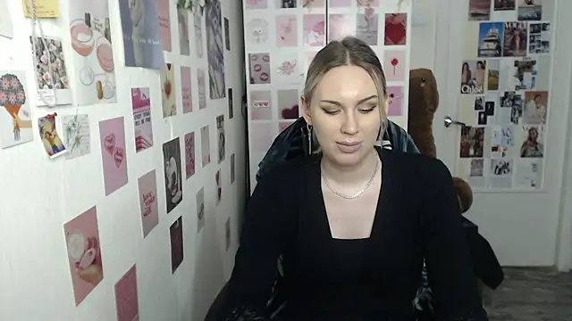 CapriScorpion online show from March 2, 2025, 6:13 pm