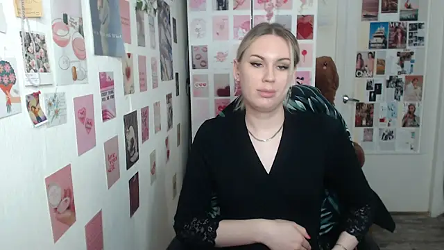 CapriScorpion online show from February 24, 2025, 11:43 am