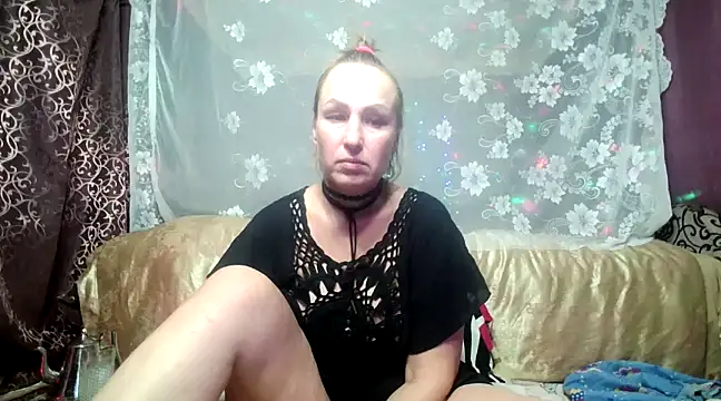 Snapshot of Alina_Night_777 chatting on March 5, 2025, 10:33 am Alina Night 777 online show from March 5, 2025, 10:33 am