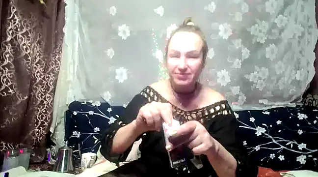 Snapshot of Alina_Night_777 chatting on March 21, 2025, 7:33 am Alina Night 777 online show from March 21, 2025, 7:33 am