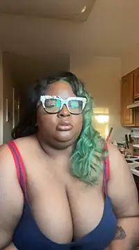 kweenxkarma online show from January 14, 2025, 10:44 pm