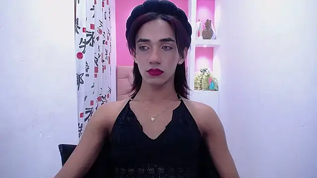 KatrinaQueen1 online show from February 15, 2025, 10:42 pm