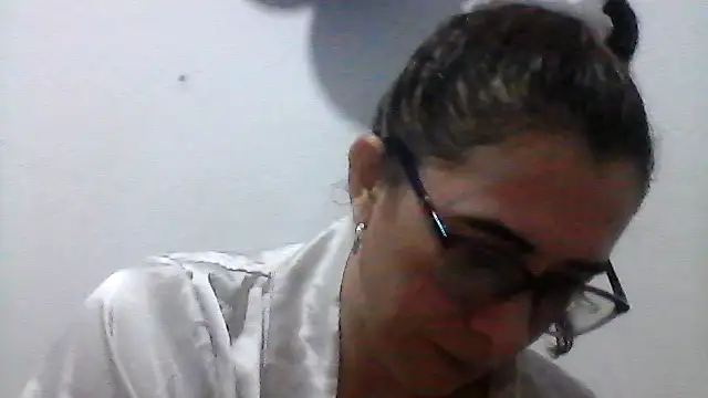 mademonsexy online show from October 4, 2025, 3:41 am